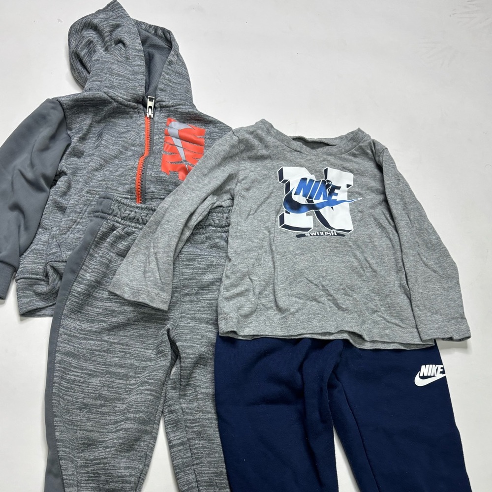 Baby Boy 2 Piece Nike Sets Size 18M (2 Sets)
